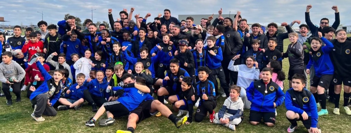 Craigieburn City FC Team Celebrating